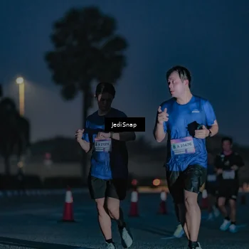 Runner Photo 7515720