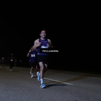 Runner Photo 7515723
