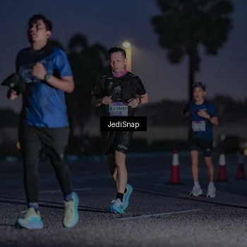 Runner Photo 7515740