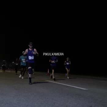 Runner Photo 7515746
