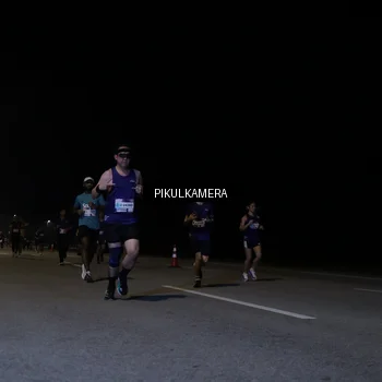 Runner Photo 7515754