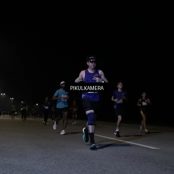 Runner Photo 7515757