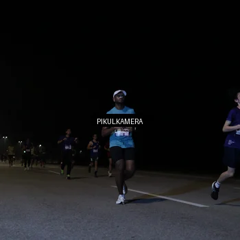 Runner Photo 7515764
