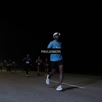 Runner Photo 7515765