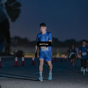 Runner Photo 7515768