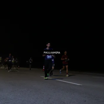 Runner Photo 7515773