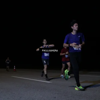 Runner Photo 7515788