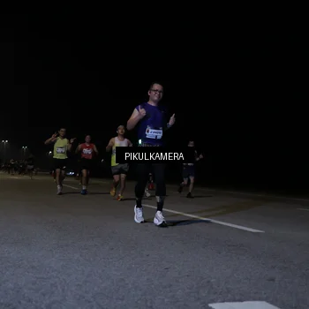 Runner Photo 7515803