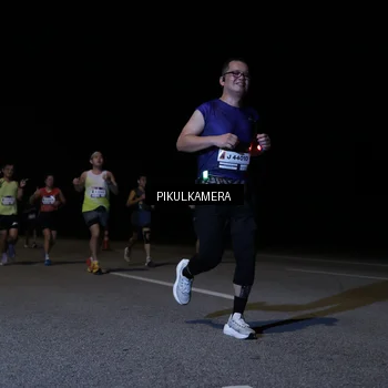 Runner Photo 7515815