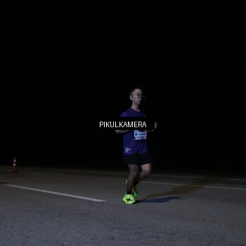 Runner Photo 7515860