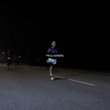 Runner Photo 7515862