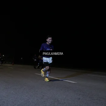 Runner Photo 7515869