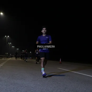 Runner Photo 7515881