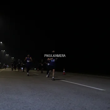 Runner Photo 7515915
