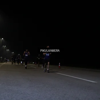 Runner Photo 7515919