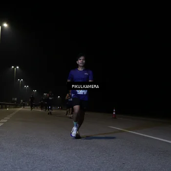 Runner Photo 7515922