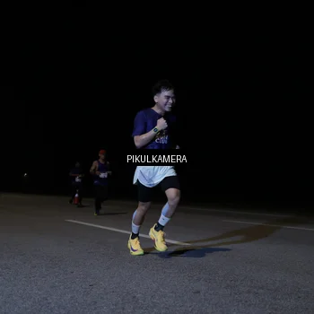 Runner Photo 7515923