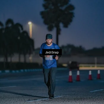 Runner Photo 7515930