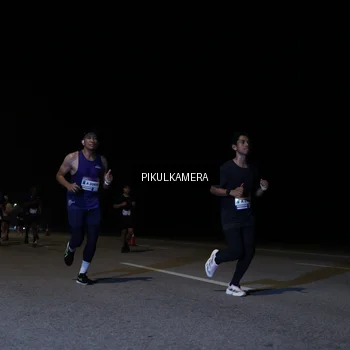 Runner Photo 7515937