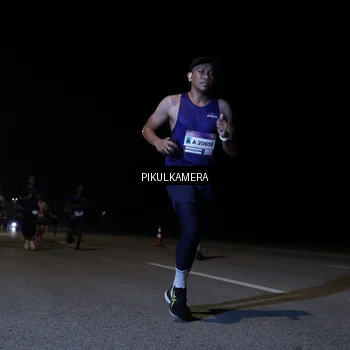 Runner Photo 7515945