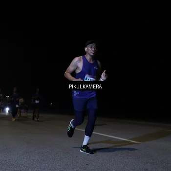 Runner Photo 7515946