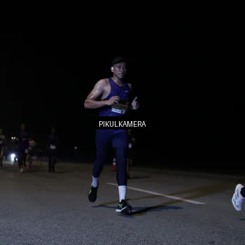 Runner Photo 7515954
