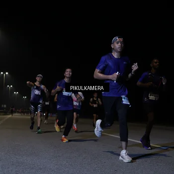 Runner Photo 7515964