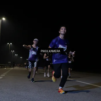 Runner Photo 7515972
