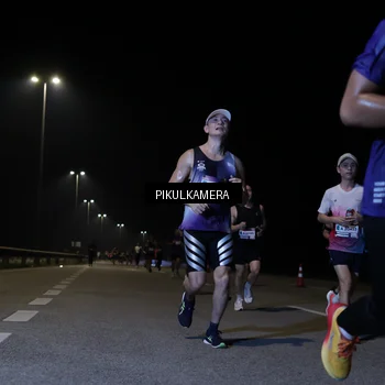 Runner Photo 7515976