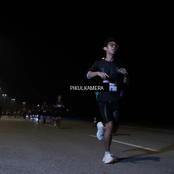 Runner Photo 7515992