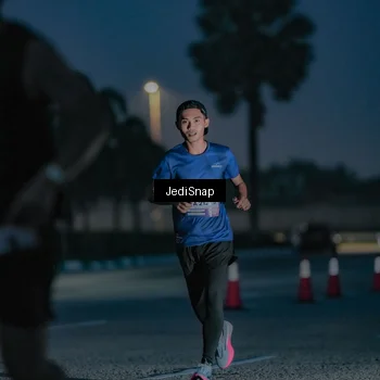 Runner Photo 7515996