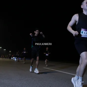 Runner Photo 7516000