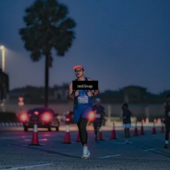 Runner Photo 7516023