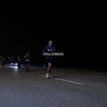 Runner Photo 7516026