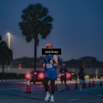 Runner Photo 7516032