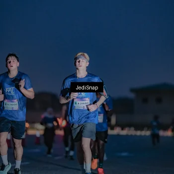 Runner Photo 7516044