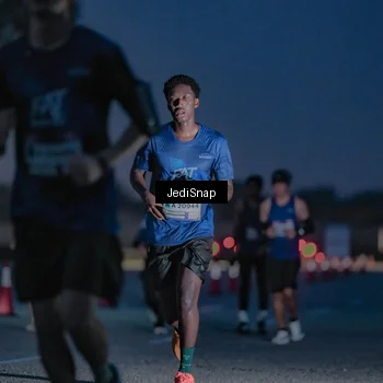 Runner Photo 7516053