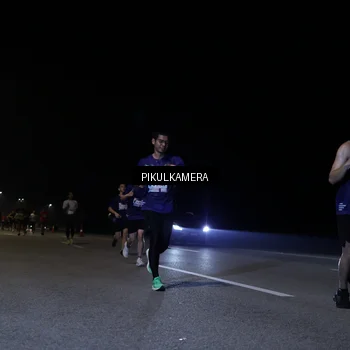Runner Photo 7516055