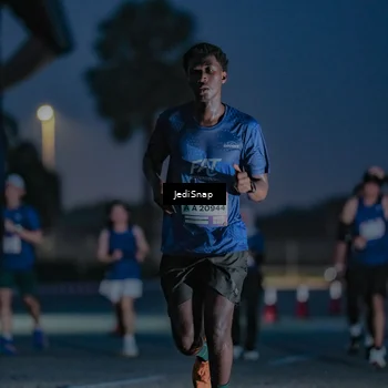 Runner Photo 7516061