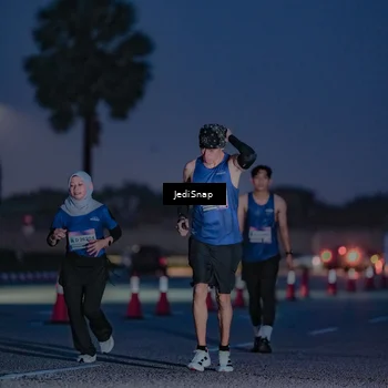 Runner Photo 7516072