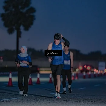 Runner Photo 7516073