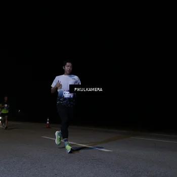Runner Photo 7516079