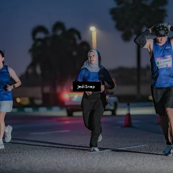 Runner Photo 7516080