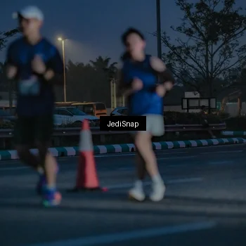 Runner Photo 7516083