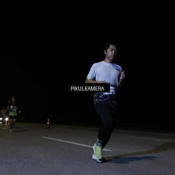 Runner Photo 7516089