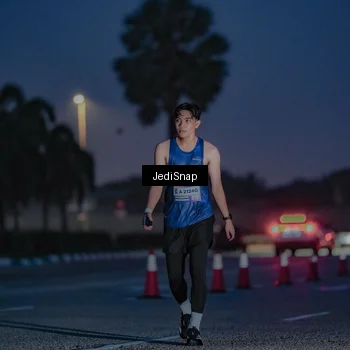Runner Photo 7516091