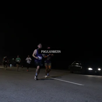 Runner Photo 7516107