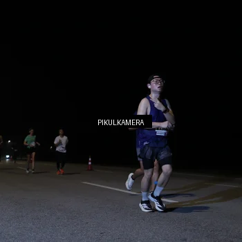 Runner Photo 7516121