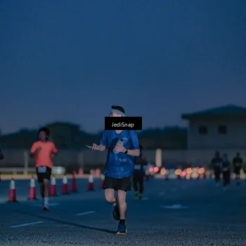 Runner Photo 7516124
