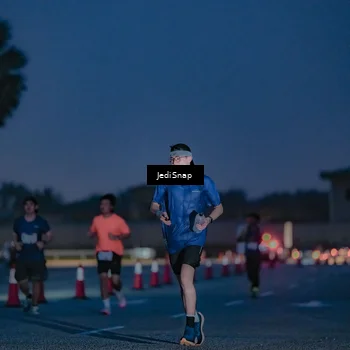 Runner Photo 7516125